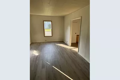 410 Lynd Street, Marshall, MN 56258 - Photo 6