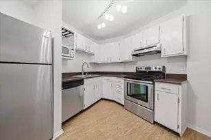210 W Grant St, Minneapolis, MN 55403 - Photo 6