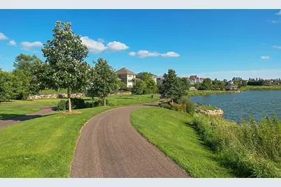 15592 Eagles Nest Way, Apple Valley, MN 55124 - Photo 26
