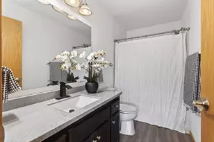8405 Cedarview Cir, Savage, MN 55378 - Photo 8