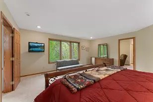 5498 Maple Ridge Ct, Hopkins, MN 55343 - Photo 18