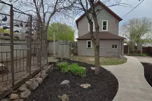 340 1st St N, Winsted, MN 55395 - Photo 2