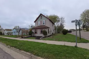 340 1st St N, Winsted, MN 55395 - Photo 18