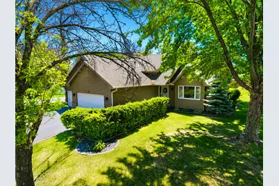 9249 Ashley Terrace, Brooklyn Park, MN 55443 - Photo 2