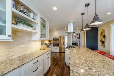 613 Chicago Drive, Burnsville, MN 55306 - Photo 22