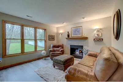 15 Baillon Lane, Saint Mary's Point, MN 55043 - Photo 8