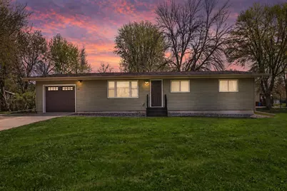 301 5th Avenue NE, Blooming Prairie, MN 55917 - Photo 1