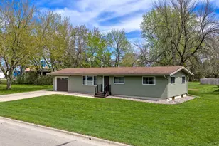 301 5th Ave NE, Blooming Prairie, MN 55917 - Photo 34