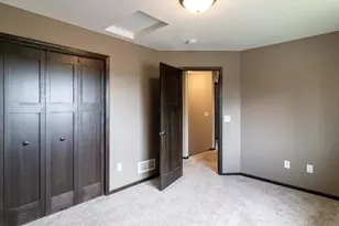 2021 Bluestem Dr, Mankato, MN 56001 - Photo 16