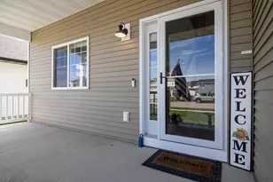 2021 Bluestem Dr, Mankato, MN 56001 - Photo 2