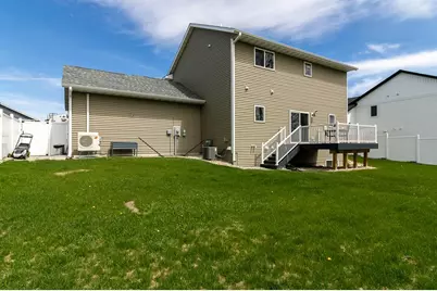 2021 Bluestem Drive, Mankato, MN 56001 - Photo 38