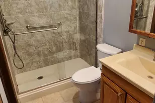 3420 Golfview Dr, Eagan, MN 55123 - Photo 6