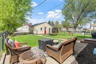 1809 Hyacinth Ave E, Saint Paul, MN 55119 - Photo 30