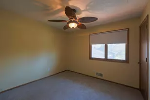 1204 Carlson Lake Ln, Eagan, MN 55123 - Photo 14
