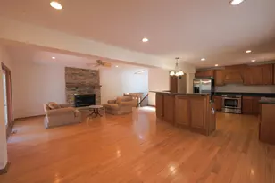 1204 Carlson Lake Ln, Eagan, MN 55123 - Photo 6