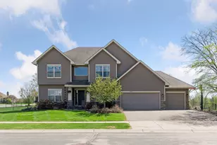 3269 Thornton Dr SW, Prior Lake, MN 55372 - Photo 4