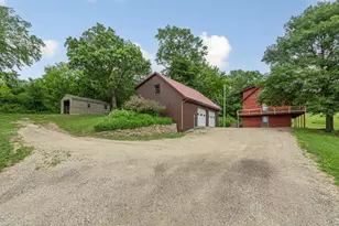 13275 Dahle Ave, Dundas, MN 55019 - Photo 4