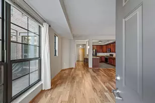 825 Berry St, Saint Paul, MN 55114 - Photo 2