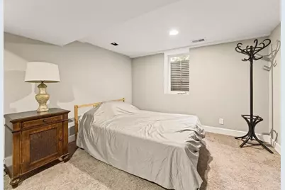817 Vincent Avenue N, Minneapolis, MN 55411 - Photo 10