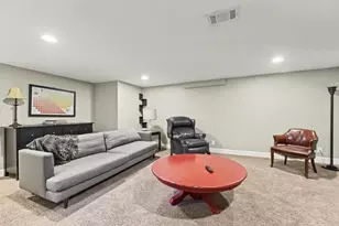 817 Vincent Ave N, Minneapolis, MN 55411 - Photo 8