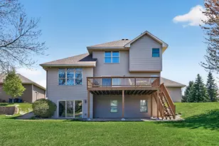 1135 S Trappers Crossing, Lino Lakes, MN 55038 - Photo 40