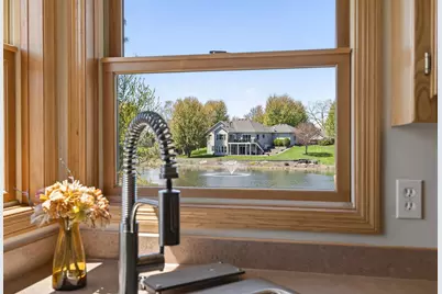 1135 S Trappers Crossing, Lino Lakes, MN 55038 - Photo 18