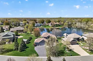 1135 S Trappers Crossing, Lino Lakes, MN 55038 - Photo 48