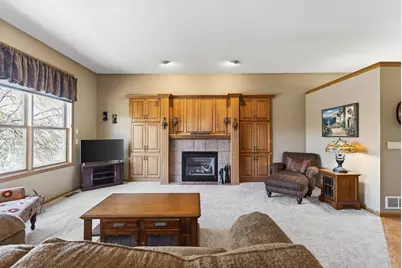 1135 S Trappers Crossing, Lino Lakes, MN 55038 - Photo 8