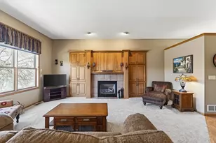 1135 S Trappers Crossing, Lino Lakes, MN 55038 - Photo 8