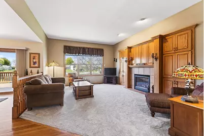 1135 S Trappers Crossing, Lino Lakes, MN 55038 - Photo 6
