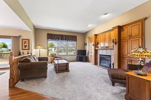 1135 S Trappers Crossing, Lino Lakes, MN 55038 - Photo 6