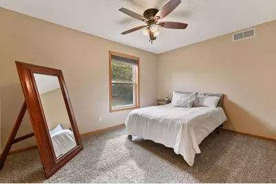 2619 Rachel Court, Chaska, MN 55318 - Photo 32