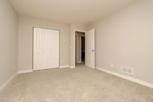 1716 Rainier Dr, Shakopee, MN 55379 - Photo 38