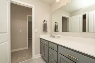 1716 Rainier Dr, Shakopee, MN 55379 - Photo 30
