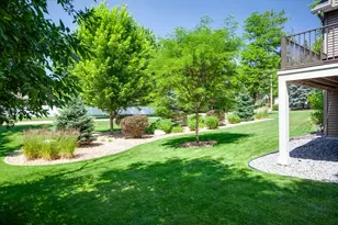 11927 Meadow Ln W, Hopkins, MN 55305 - Photo 36