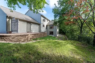 208 Chancery Ln, Mankato, MN 56001 - Photo 40
