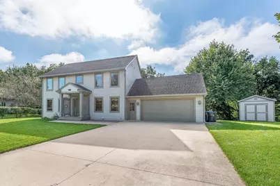 208 Chancery Lane, Mankato, MN 56001 - Photo 1