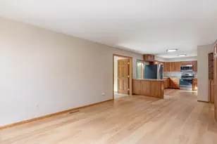 208 Chancery Ln, Mankato, MN 56001 - Photo 18