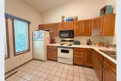 1636 6th Avenue SW #20, Rochester, MN 55902 - Photo 6