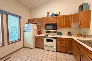 1636 6th Ave SW, Rochester, MN 55902 - Photo 6