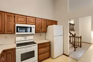 5723 Donegal Dr, Shoreview, MN 55126 - Photo 12