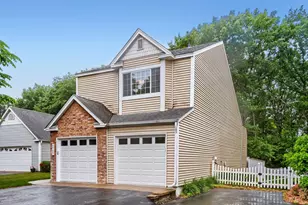 5723 Donegal Dr, Shoreview, MN 55126 - Photo 4