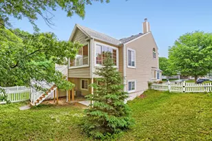 5723 Donegal Dr, Shoreview, MN 55126 - Photo 26
