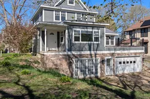 405 Vine Ave, Albert Lea, MN 56007 - Photo 2