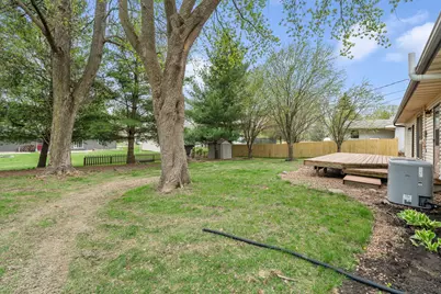 349 13th Street SW, Owatonna, MN 55060 - Photo 2