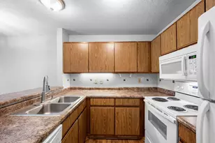 7675 142nd St W, Apple Valley, MN 55124 - Photo 20