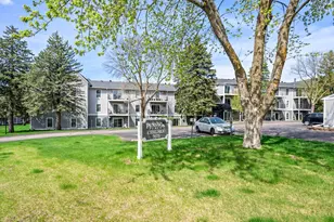 7675 142nd St W, Apple Valley, MN 55124 - Photo 46
