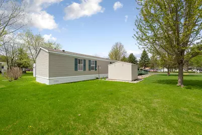 2126 3rd Avenue NW #93, Owatonna, MN 55060 - Photo 6