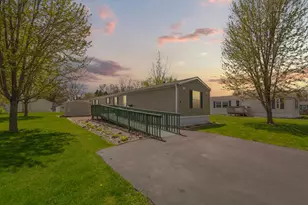 2126 3rd Ave NW, Owatonna, MN 55060 - Photo 2