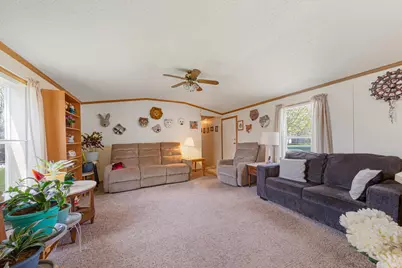 2126 3rd Avenue NW #93, Owatonna, MN 55060 - Photo 8